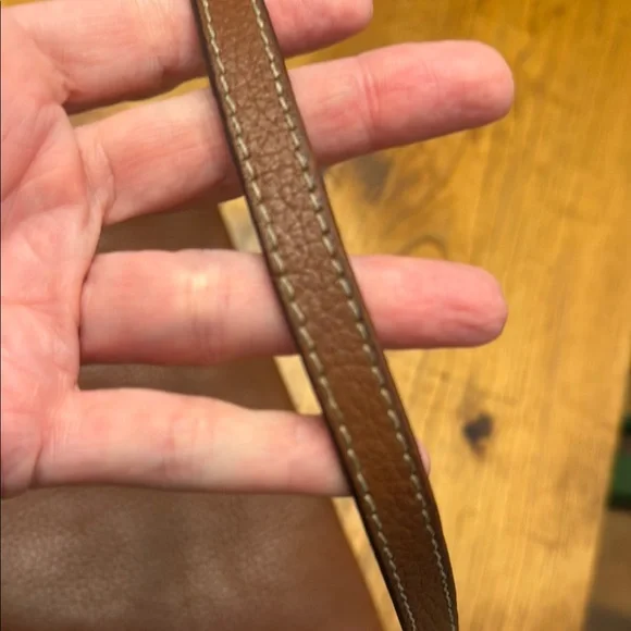 Kate Spade Tan Leather Shoulder Bag- great fall bag! - Picture 8 of 9